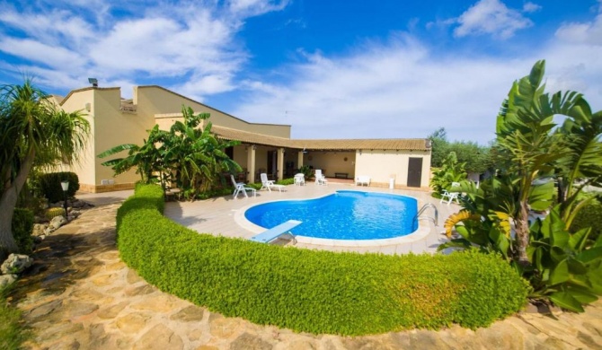 Amazing villa in Mazara del Vallo with pool