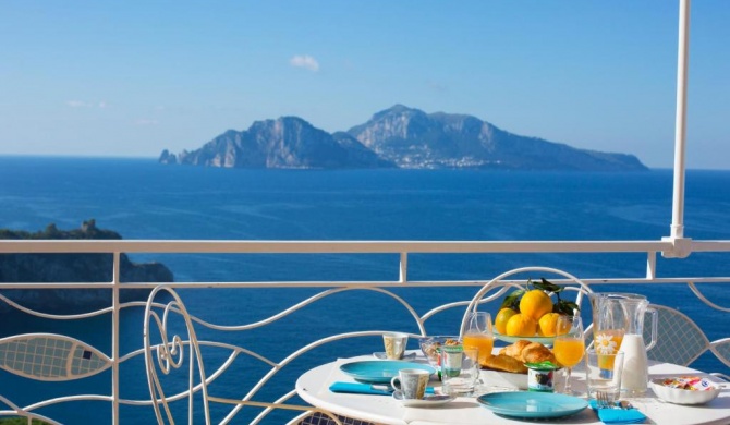 Il Sogno di Lina Sorrento Coast Capri View