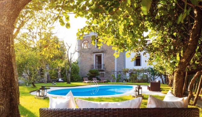 La Dimora 3: Comfort, Garden and Pool