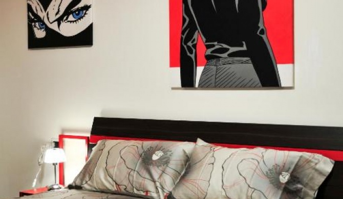 Eva & Diabolik's Secret Room