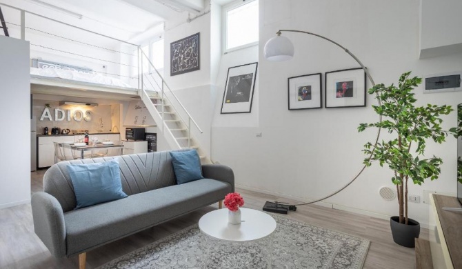 Loft Milano - Zona Certosa - con Wi-Fi & Netflix