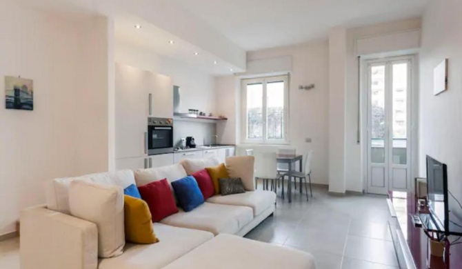 Loreto & Stazione Centrale Cozy Apartment