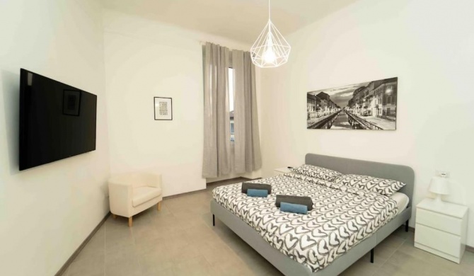 Luxury apartment front Navigli