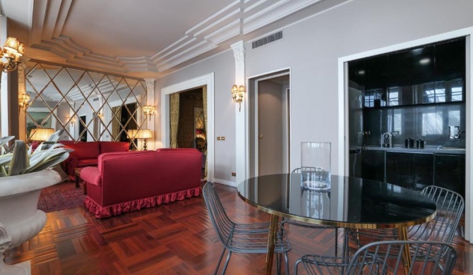 Luxury Galleria Apt - Milan Duomo