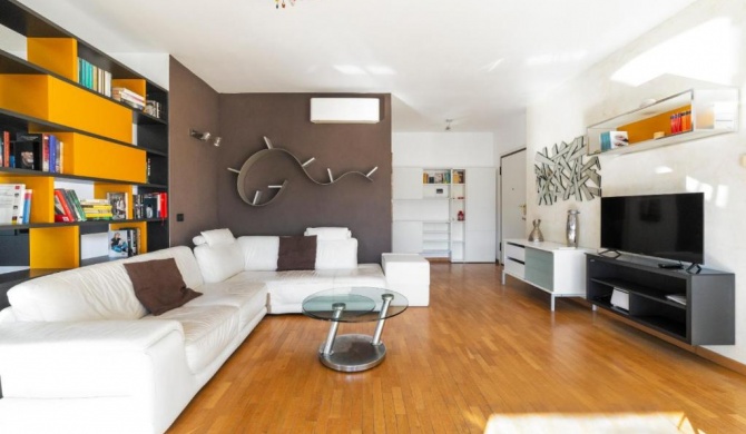 Milano Rogoredo Apartment with garage