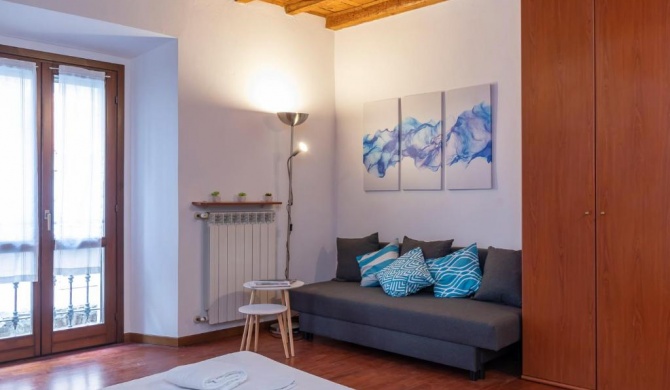 Patio Naví - renovated apartment near Bocconi & Navigli - Ascanio Sforza 49