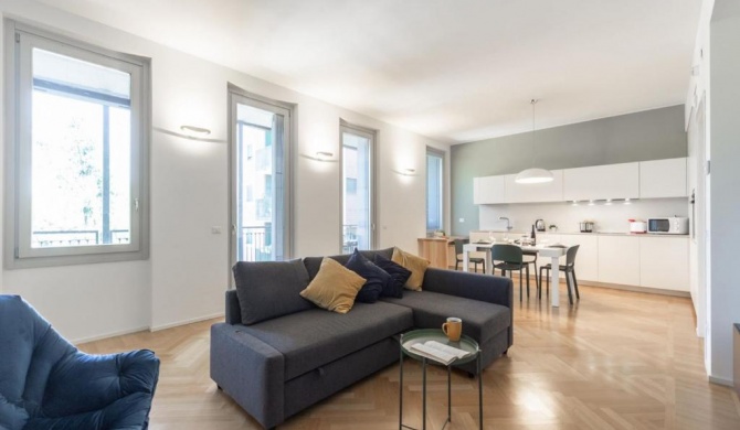 The Best Rent - Spacious three-bedroom apartment with terrace