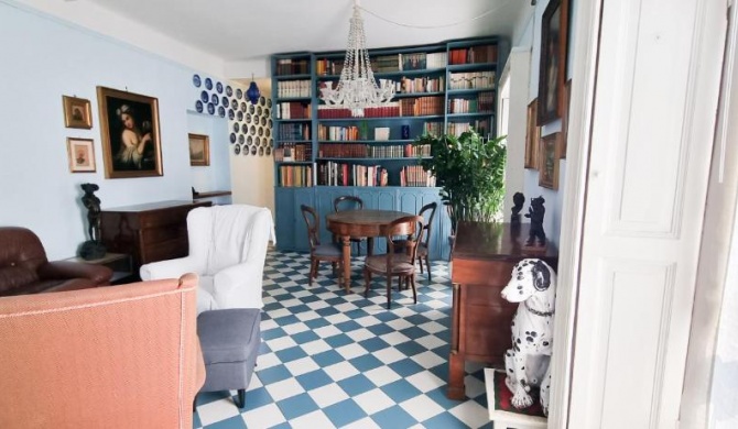 Vintage and Gorgeous 2-bed flat near Sforzesco Castle