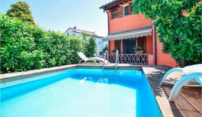 Stunning home in Massarosa with 3 Bedrooms, WiFi and Outdoor swimming pool