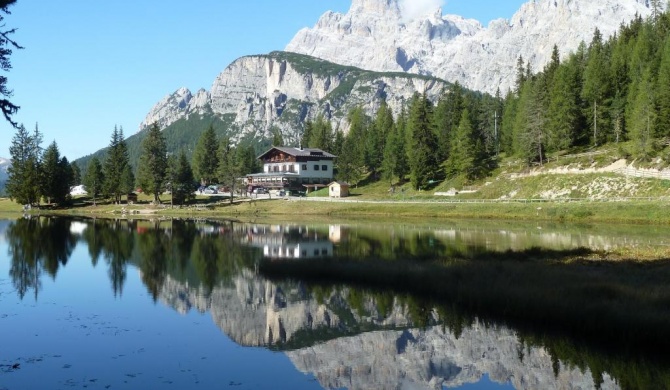 Albergo Chalet Lago Antorno